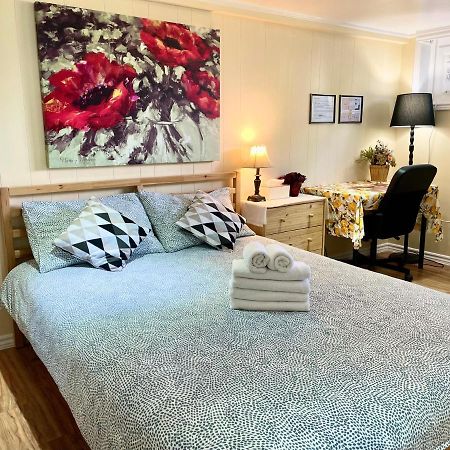 Perfect Home-Private Washrooms,Free Parking,High Speed Net Toronto Exterior photo