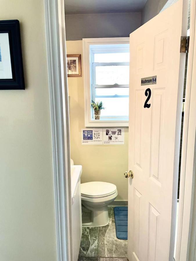 Perfect Home-Private Washrooms,Free Parking,High Speed Net Toronto Exterior photo