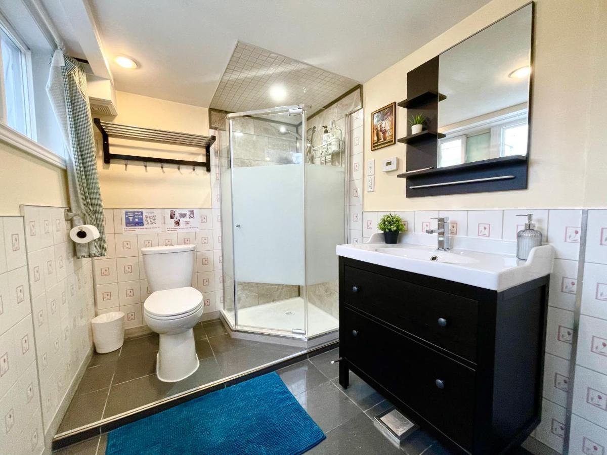 Perfect Home-Private Washrooms,Free Parking,High Speed Net Toronto Exterior photo